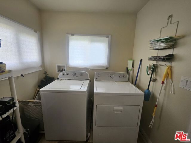 1738 W 66th Street, Los Angeles, CA 90047