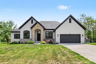 10125 Zumstein Drive, Symmes Twp, OH 45111