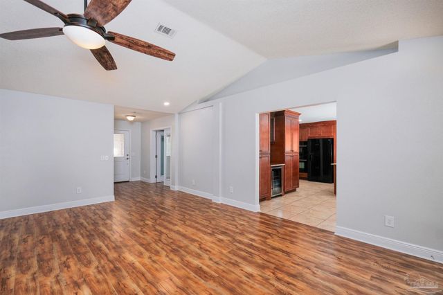 1908 Joshua Dr, Cantonment, FL 32533