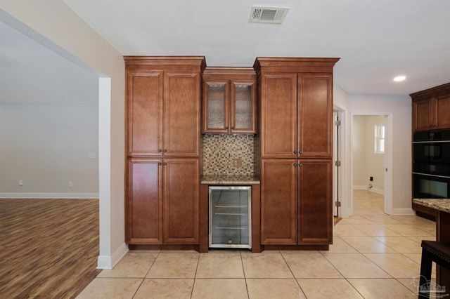 1908 Joshua Dr, Cantonment, FL 32533