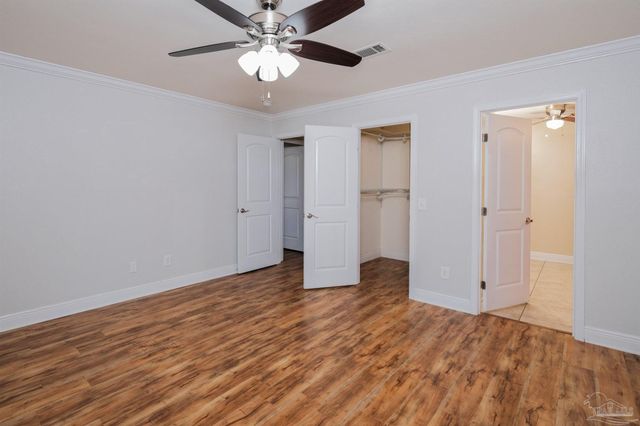 1908 Joshua Dr, Cantonment, FL 32533