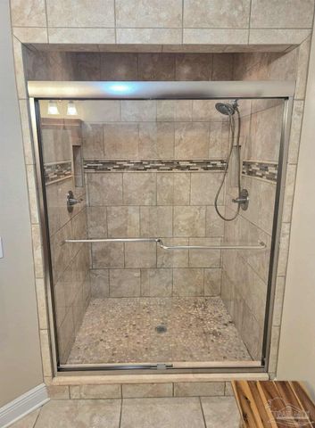 1908 Joshua Dr, Cantonment, FL 32533