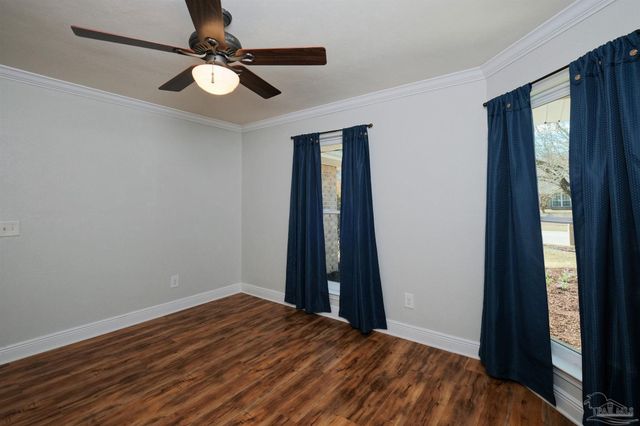 1908 Joshua Dr, Cantonment, FL 32533