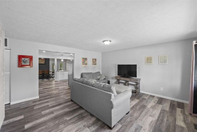 185 Greenlake Street, Galloway, OH 43119