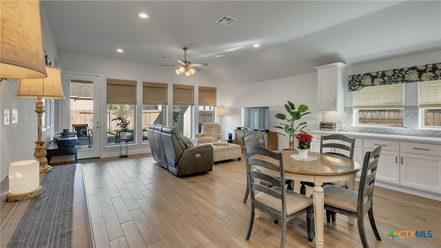 1816 Field Brook, Seguin, TX 78155