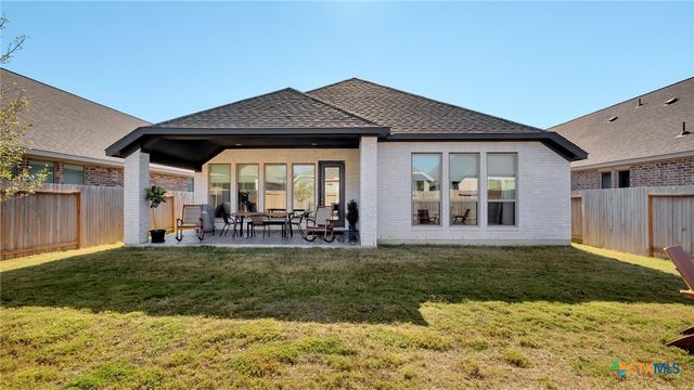1816 Field Brook, Seguin, TX 78155