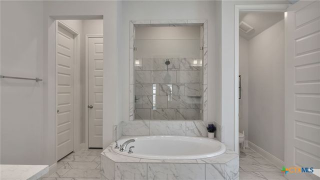 1816 Field Brook, Seguin, TX 78155