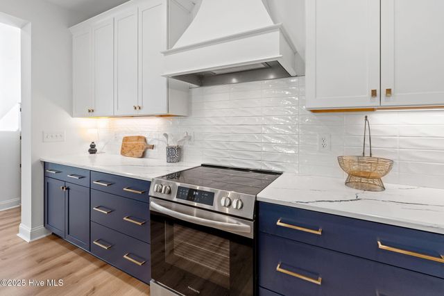 101 NE 64th Street, Oak Island, NC 28465