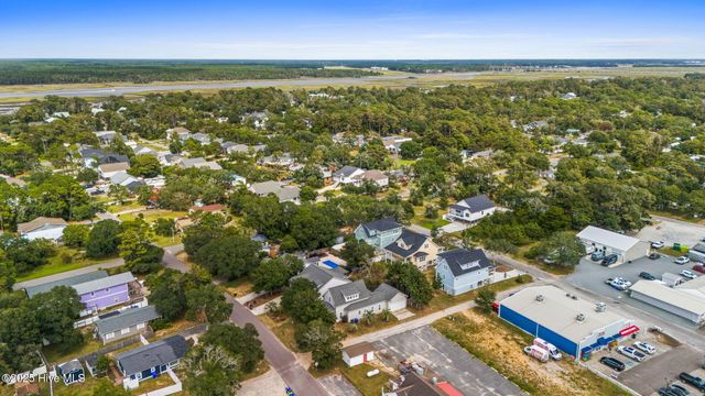 101 NE 64th Street, Oak Island, NC 28465