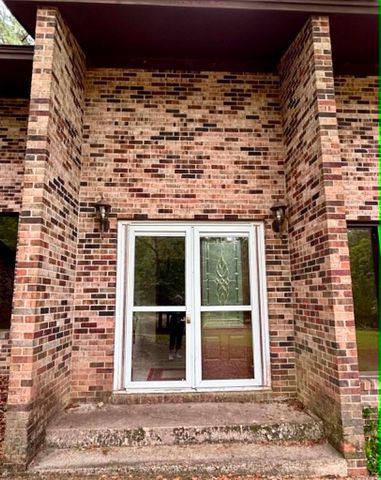 3101 Roseman Road, Camden, AR 71701