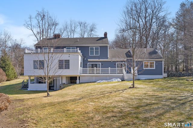 14 Windermere Lane, Stamford, CT 06902