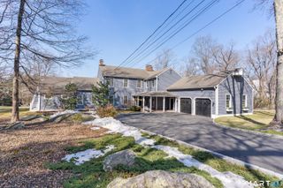14 Windermere Lane, Stamford, CT 06902