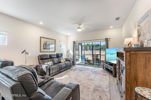 154 DOGLEG Run, St. Johns, FL 32259