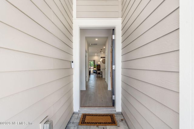 154 DOGLEG Run, St. Johns, FL 32259