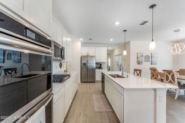 154 DOGLEG Run, St. Johns, FL 32259