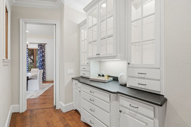 8129 San Fernando Way, Dallas, TX 75218