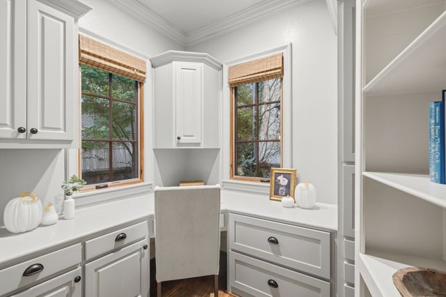 8129 San Fernando Way, Dallas, TX 75218