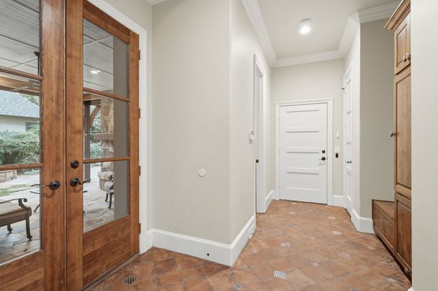 8129 San Fernando Way, Dallas, TX 75218