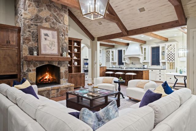 8129 San Fernando Way, Dallas, TX 75218