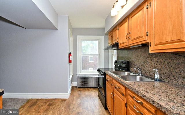 657 N CHARLOTTE ST, Pottstown, PA 19464