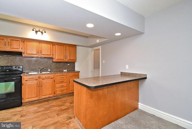 657 N CHARLOTTE ST, Pottstown, PA 19464