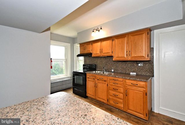657 N CHARLOTTE ST, Pottstown, PA 19464