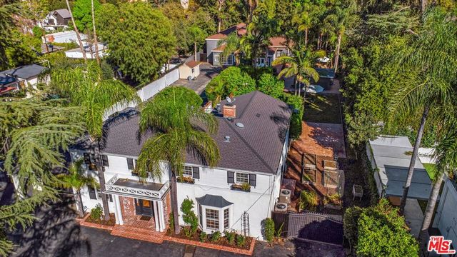 3726 Laurel Canyon Boulevard, Studio City, CA 91604