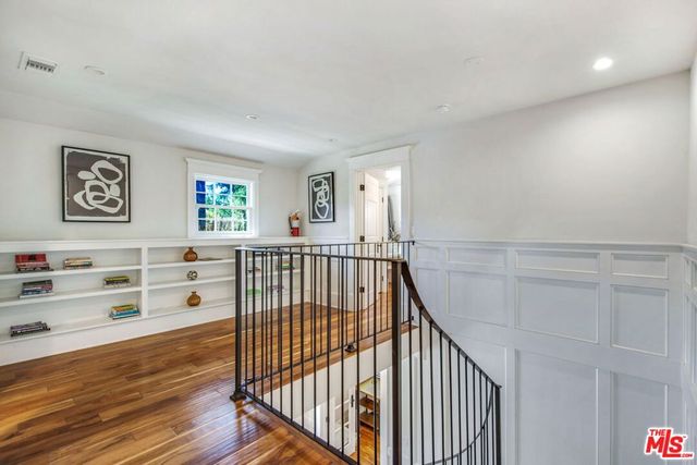 3726 Laurel Canyon Boulevard, Studio City, CA 91604