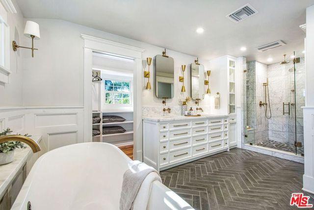 3726 Laurel Canyon Boulevard, Studio City, CA 91604