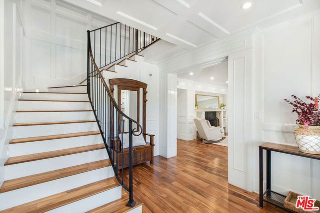 3726 Laurel Canyon Boulevard, Studio City, CA 91604