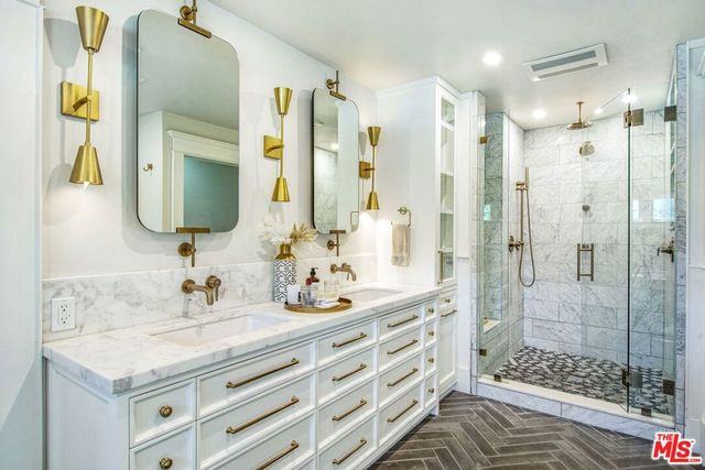 3726 Laurel Canyon Boulevard, Studio City, CA 91604