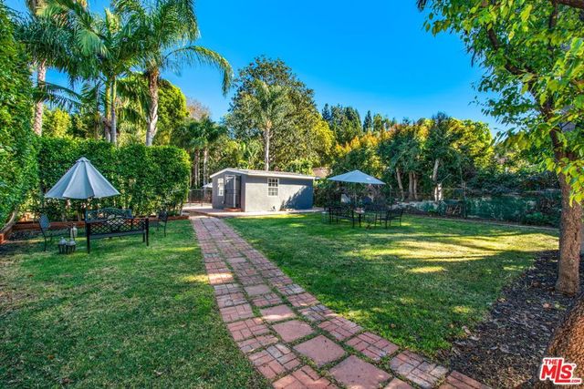 3726 Laurel Canyon Boulevard, Studio City, CA 91604