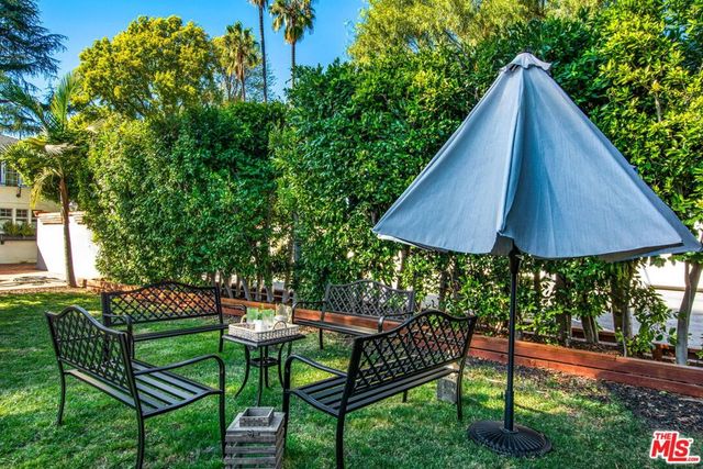 3726 Laurel Canyon Boulevard, Studio City, CA 91604