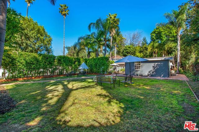 3726 Laurel Canyon Boulevard, Studio City, CA 91604