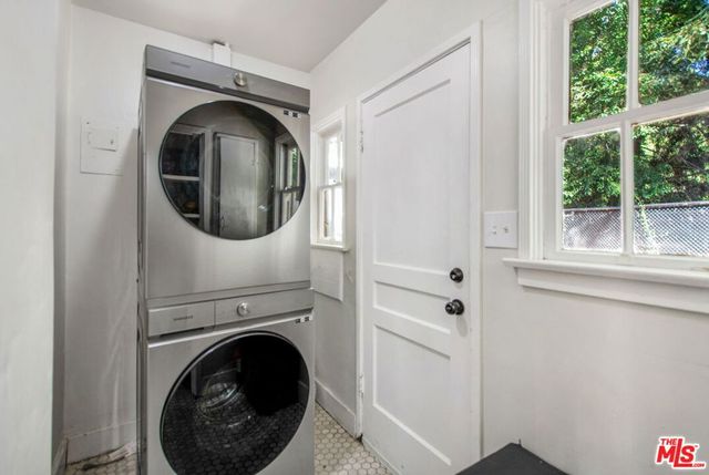 3726 Laurel Canyon Boulevard, Studio City, CA 91604