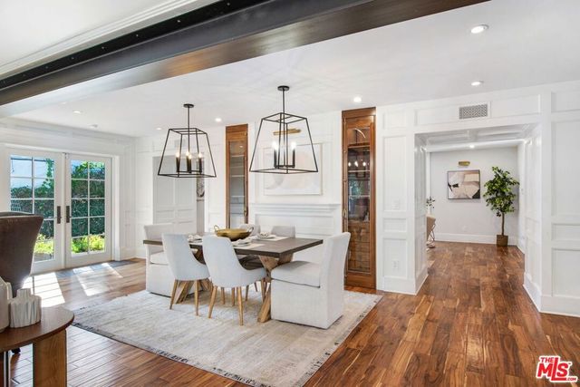 3726 Laurel Canyon Boulevard, Studio City, CA 91604
