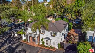3726 Laurel Canyon Boulevard, Studio City, CA 91604