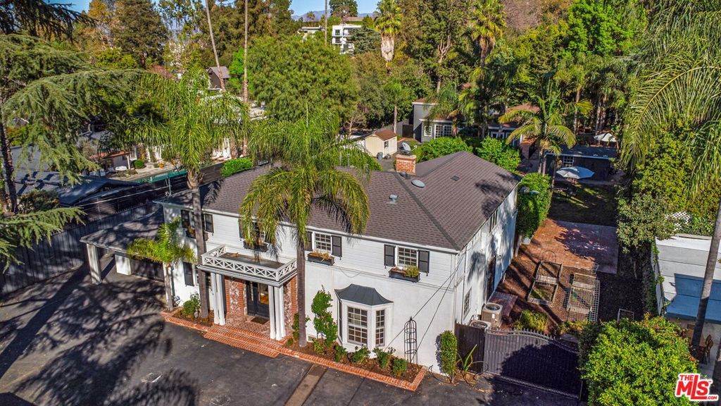 3726 Laurel Canyon Boulevard, Studio City, CA 91604