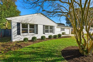 3732 Kings Point RD, Virginia Beach, VA 23452