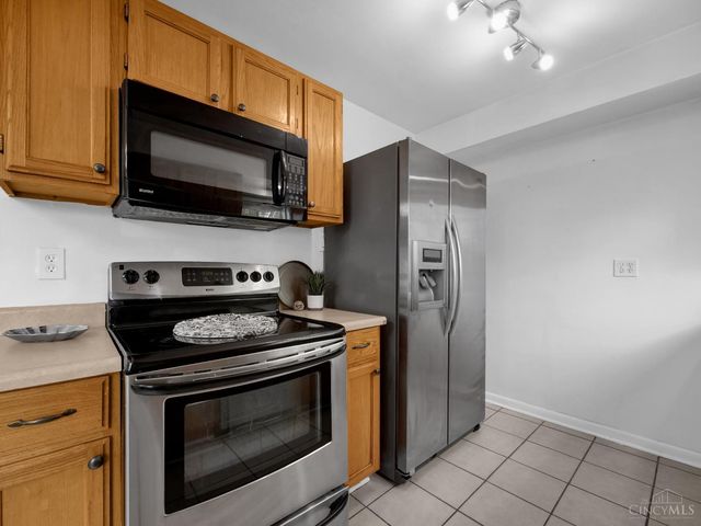 1054 Grayview Court, Cincinnati, OH 45224