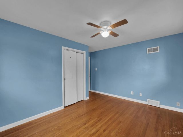 1054 Grayview Court, Cincinnati, OH 45224