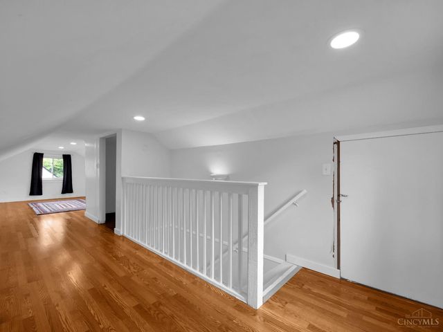 1054 Grayview Court, Cincinnati, OH 45224