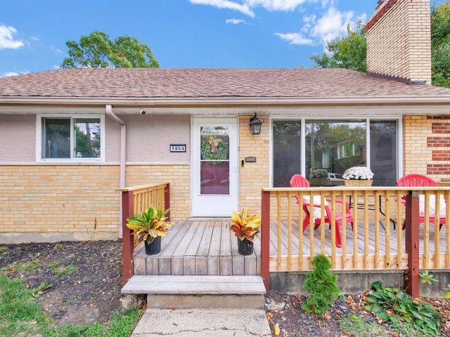1054 Grayview Court, Cincinnati, OH 45224