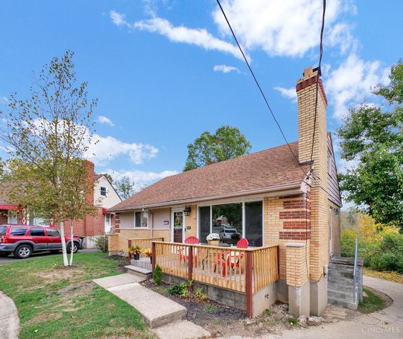 1054 Grayview Court, Cincinnati, OH 45224