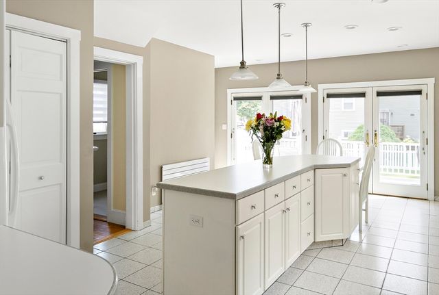 667 Salem St, Lynnfield, MA 01940