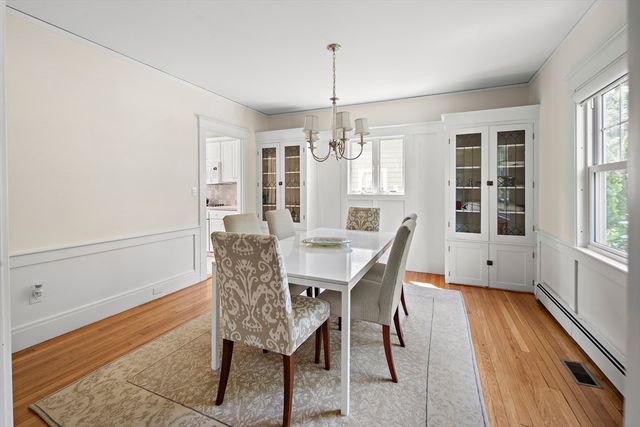 667 Salem St, Lynnfield, MA 01940