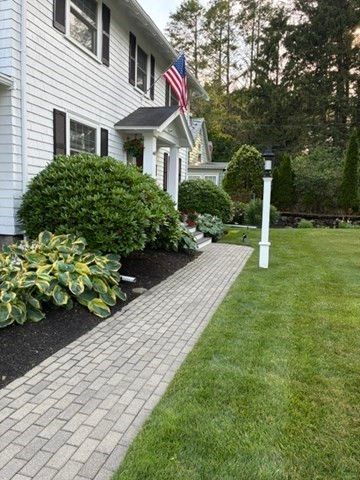 667 Salem St, Lynnfield, MA 01940
