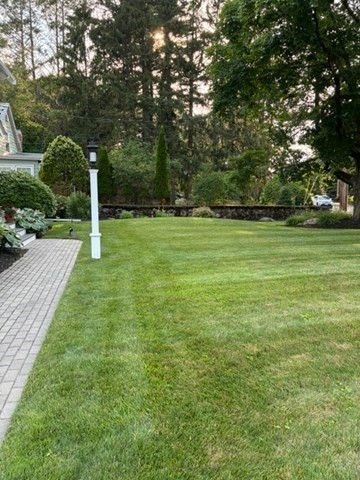 667 Salem St, Lynnfield, MA 01940