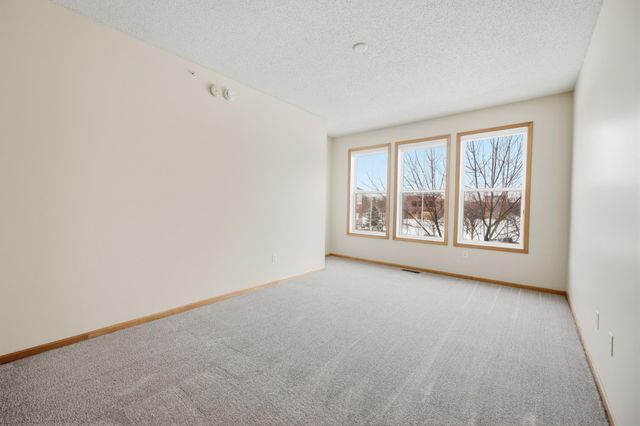 5900 Oxford Street 3, Saint Louis Park, MN 55416