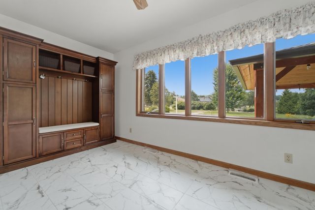 5794 E 107th Place, Crown Point, IN 46307